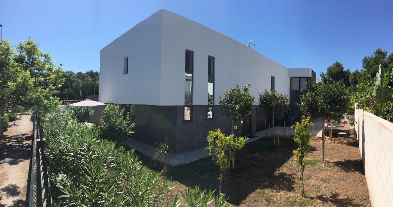 Very Beautiful Modern 2-bed In Apartament *